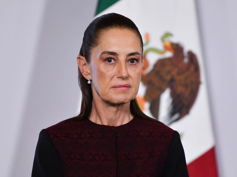 El Paquete económico Presupuestal 2027 contempla más de 1 billón de pesos para programas del Bienestar y no incluye nuevos impuestos ni gasolinazos, informó la presidenta Claudia Sheinbaum. FOTO: MARIO JASSO/CUARTOSCURO.COM