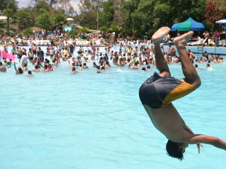 Vacaciones Semana Santa serán más largas este 2026