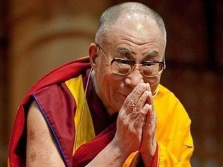 Anula Dalai Lama viaje a Sudáfrica