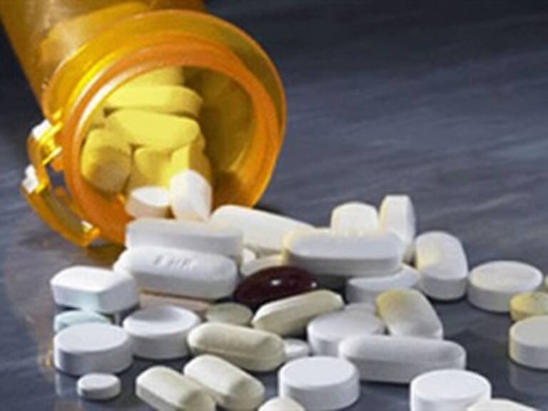 Denuncia Vaticano 700 mil muertes anuales por medicinas falsas