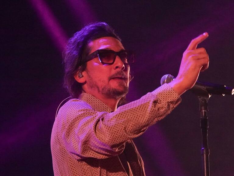 León Larregui discriminado en París