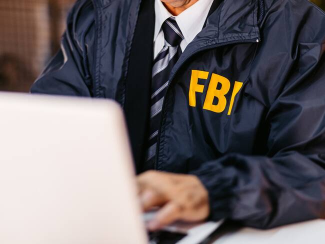FBI alerta que su nombre y logos los están usando en desinformación electoral