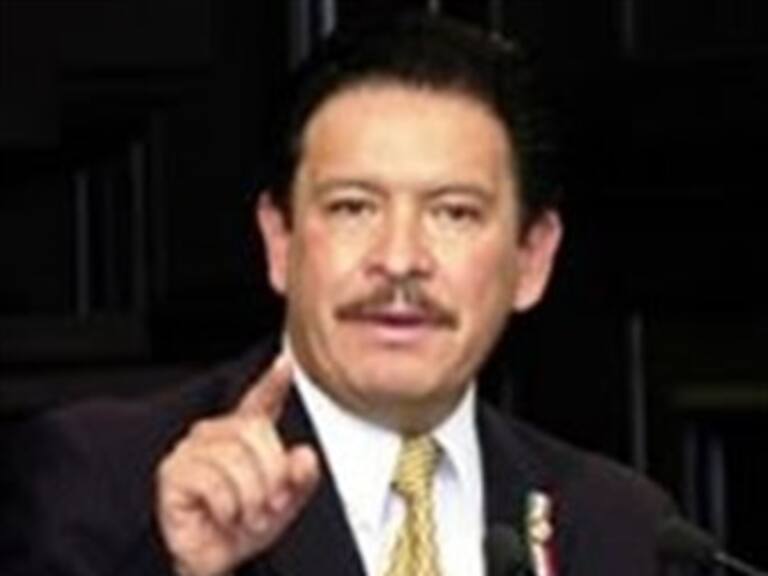 Godoy debe enfrentar a la PGR: Navarrete