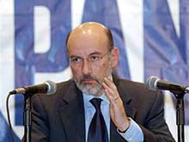 Es Bravo Mena, candidato del PAN al Edomex