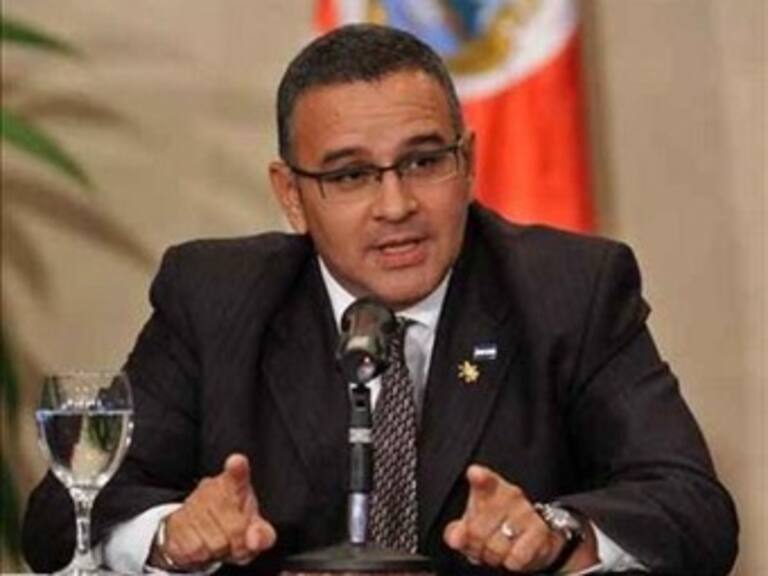 Muerte de Bin Laden allanará el camino a la paz mundial: El Salvador