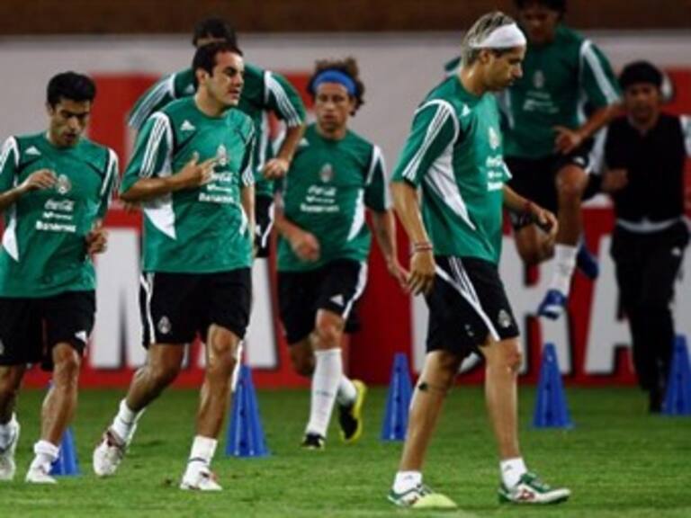 El Tri regresa a México, tras su eliminación del Mundial de Sudáfrica