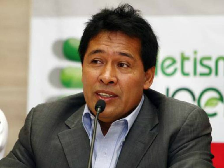 Presidente de la Federación Mexicana de Atletismo abandona el Reclusorio Sur