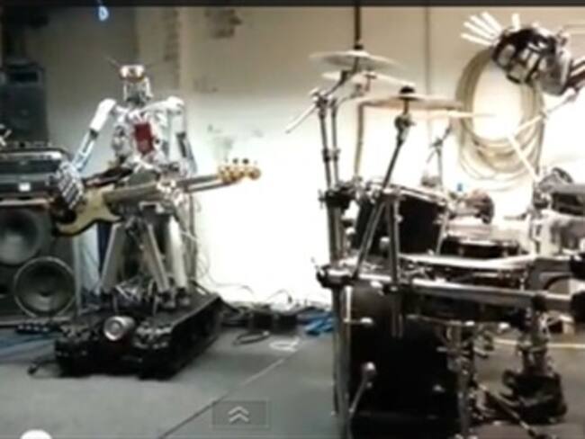 Muestran robots su talento musical
