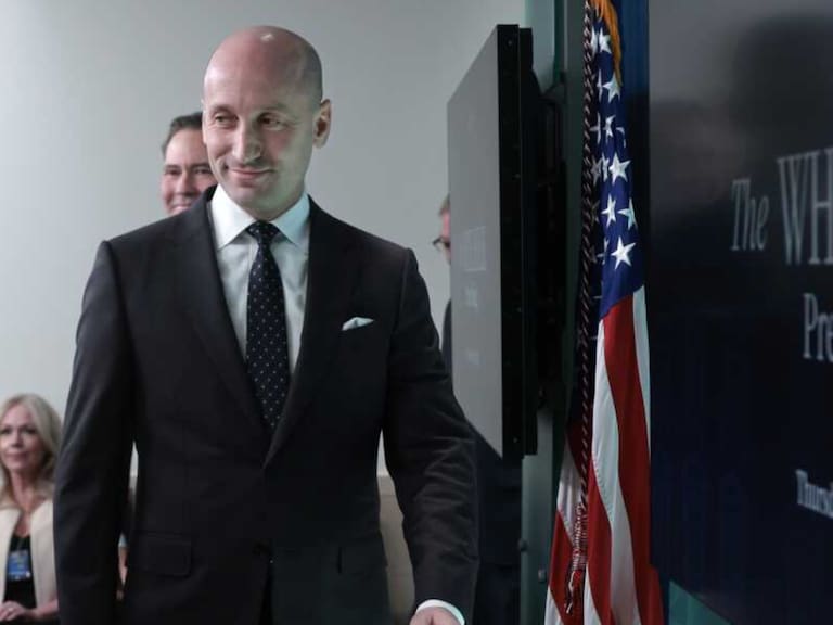 Stephen Miller cortesía