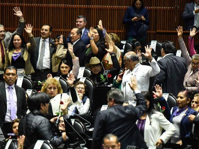 Diputados aportarán económicamente y en especie para damnificados