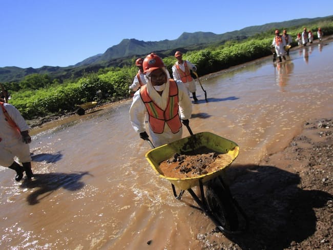 Semarnat revisa obras de mitigación en Río Sonora a 5 años de derrame
