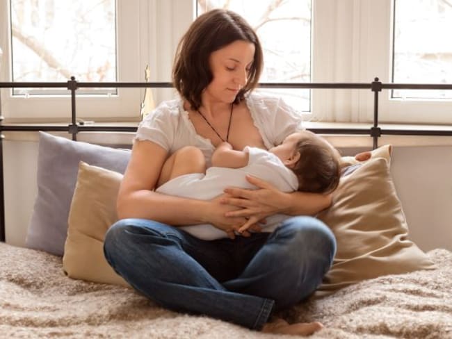 BBmundo: Por qué sí amamantar a tu bebé a libre demanda