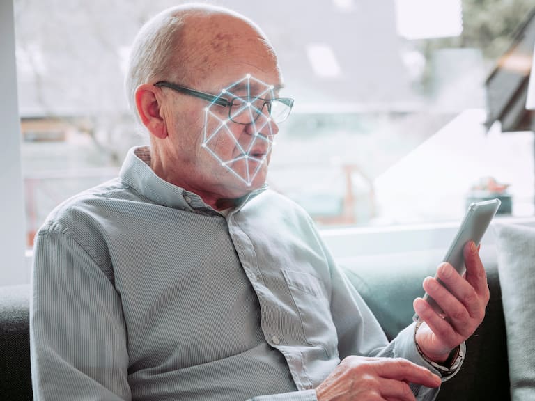 ¿Es real que te bloquean el pago de tu pensión si no registras datos biométricos en la app IMSS Digital?