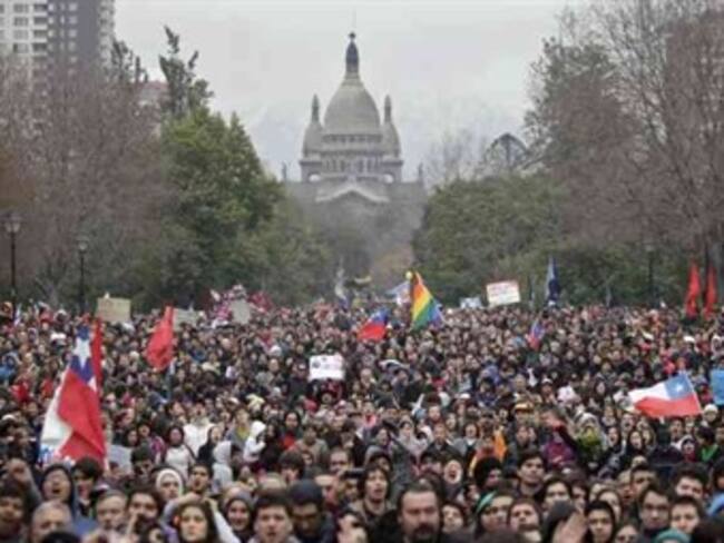 ¡Ni corruptos, ni empresarios, que Chile decida su educación!