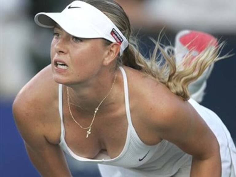 Llega Sharapova a octavos de final en Wimbledon