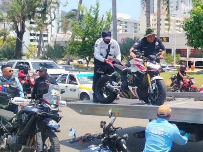 Acamoto 2026 deja los primeros incidentes en Acapulco: Detenciones, enfrentamientos y basura
