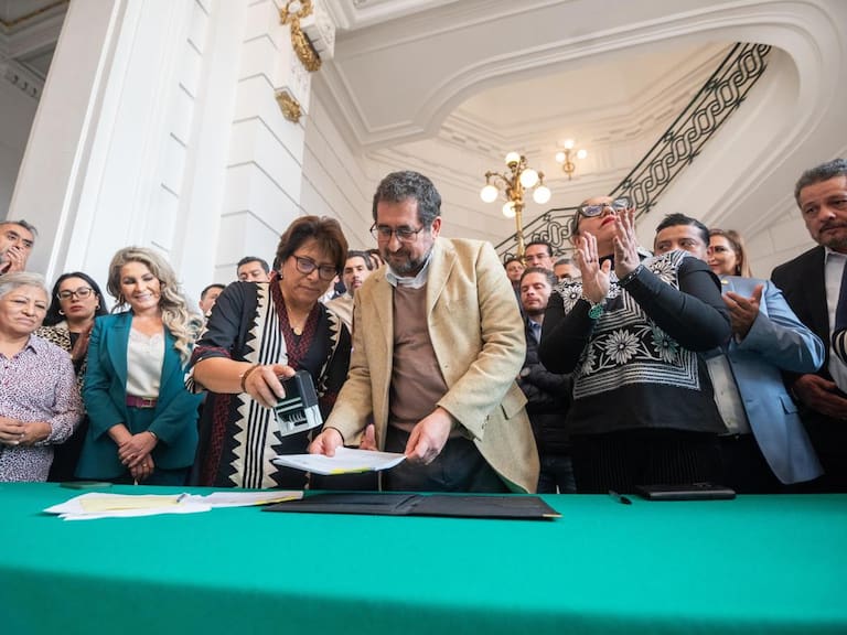 Entrega gobierno de la CDMX iniciativa de ley para aumentar las penas por extorsión