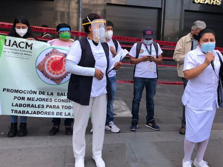 Protestan Enfermeras en su día por falta de insumos