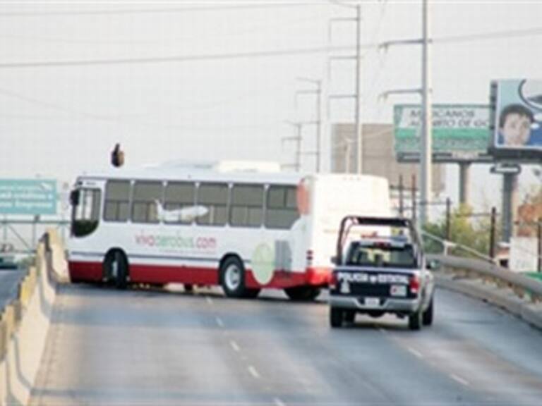 Vuelven narcobloqueos en Nuevo León