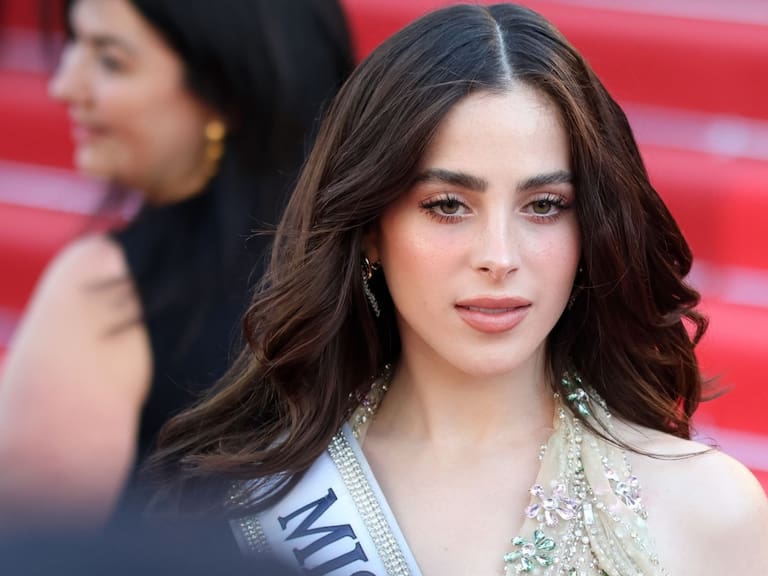 Mx - Fátima Bosch, Miss Universo, llega como invitada a Cannes