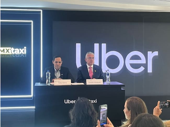 Uber firma convenio con Taxis concesionados para mejorar cobertura en el Mundial