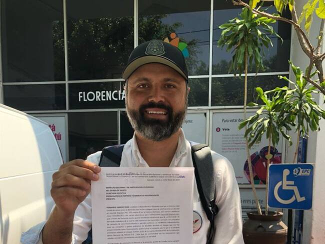 Candidato independiente regresa los recursos para su campaña