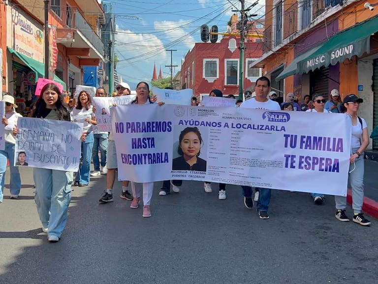 En Morelos, estudiantes y familiares exigen la búsqueda de Michelle Itzayana, desaparecida desde el 24 de mayo.