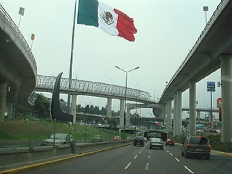 Cerrarán carriles de Periférico Sur por obras