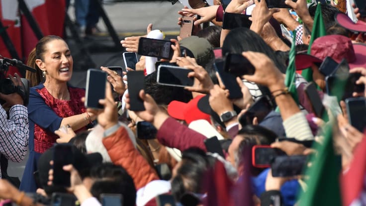 Sheinbaum llama a concentrarse en el Zócalo; Morena mide su fuerza en el aniversario de la 4T