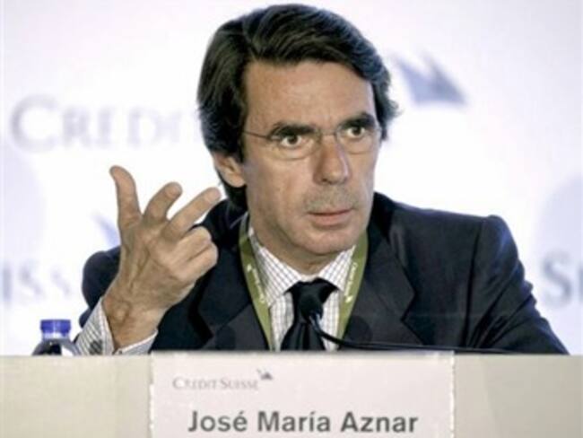 Afirma Aznar que España superará crisis económica