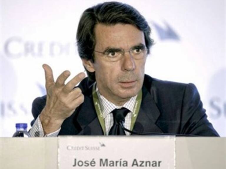 Afirma Aznar que España superará crisis económica