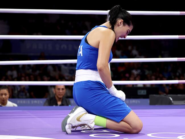¡Polémica en París! Boxeadora italiana abandona pelea a los 46 segundos