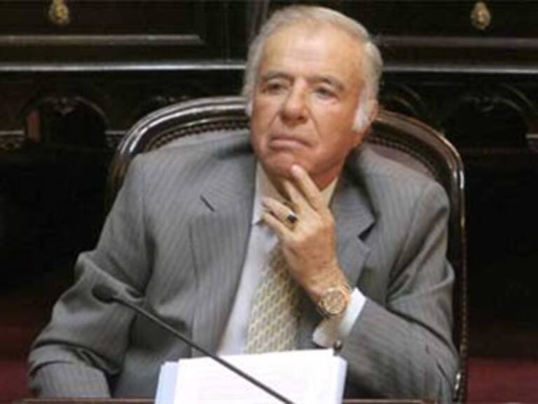 Menem encausado por obstruir pesquisa de ataque a mutual judía argentina