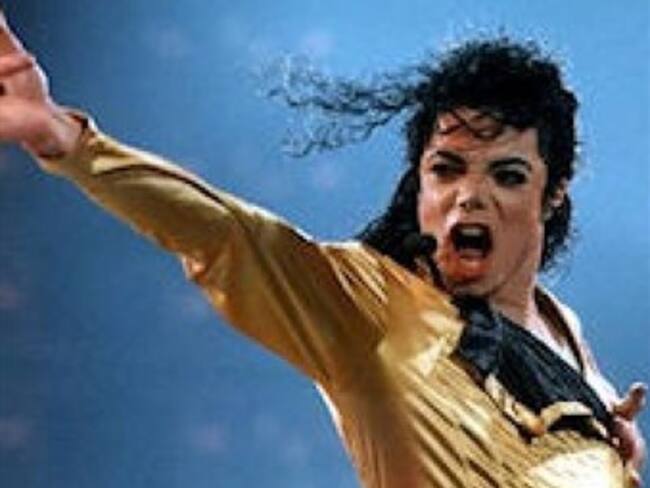 Buscan pruebas de homicidio en clínica de médico de Jackson
