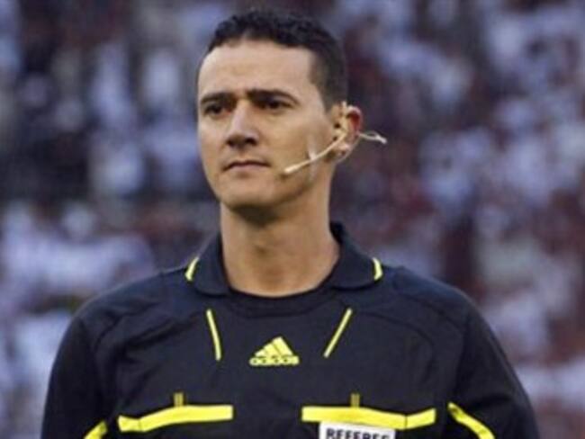 ¿Quién es el árbitro del partido México & Camerún?