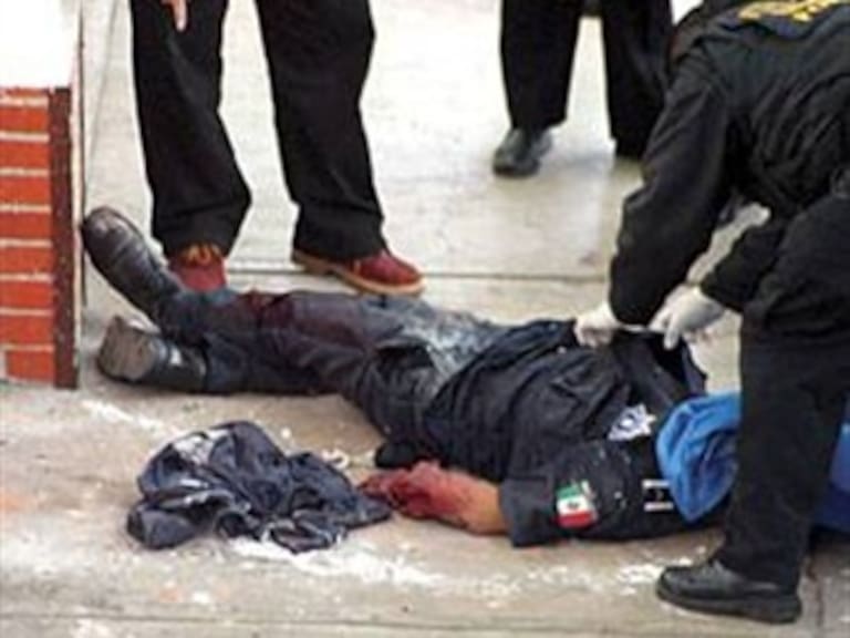 Muere policía al resistirse a asalto en Iztapalapa
