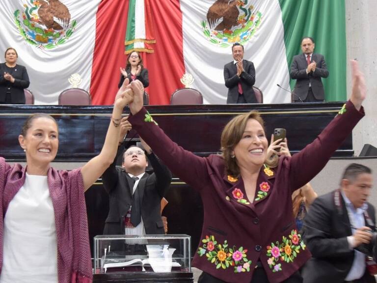 La presidenta Claudia Sheinbaum manifestó su apoyo a la gobernadora de Veracruz, Rocío Nahle, afirmando que "no llegó sola".