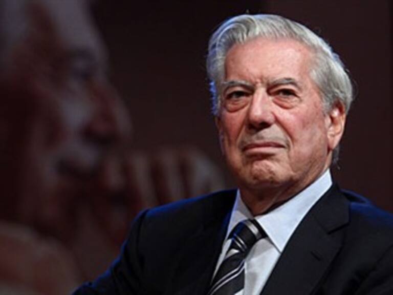 Inaugura Vargas Llosa ciclo de cine del Festival Viva Perú
