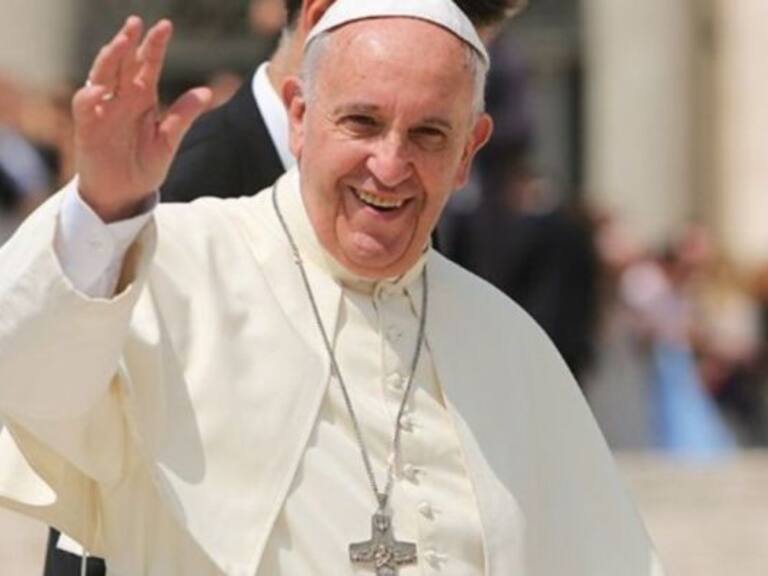 Vaticano: Papa Francisco no participará en foros de paz de AMLO