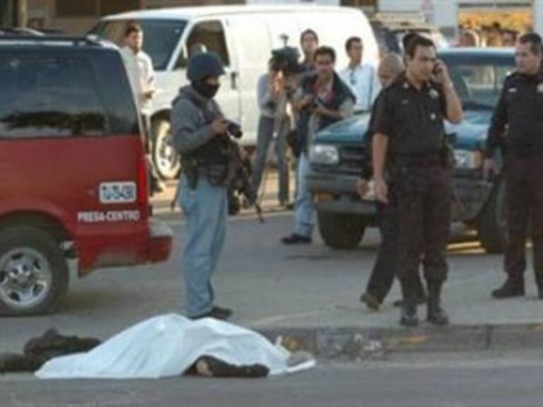 Mueren 5 presuntos sicarios tras balacera en Veracruz