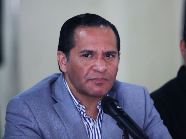 Piden que la PGR investigue al fiscal de Jalisco