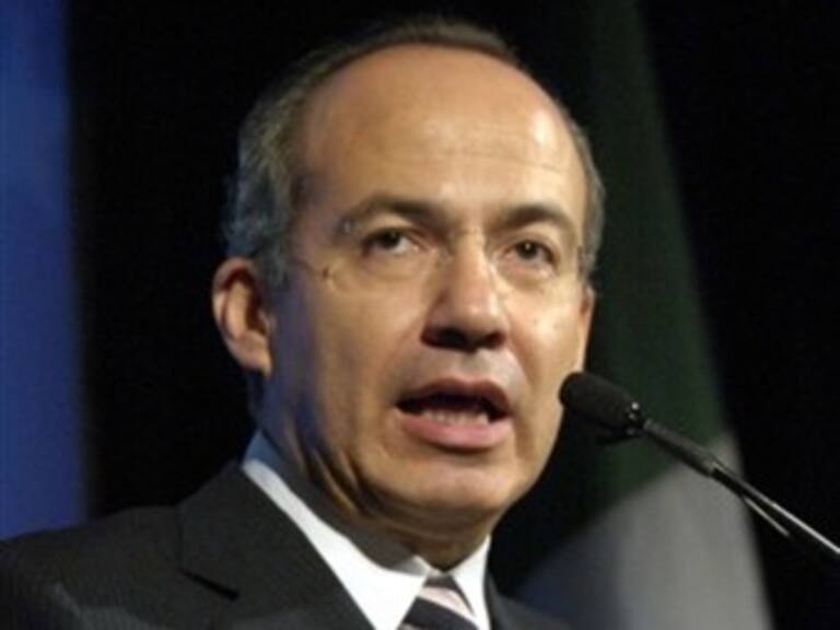 Termina recesión en México: Calderón