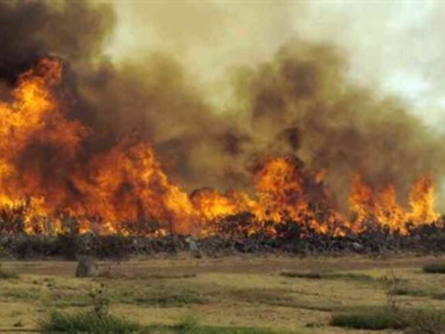 Garantiza Calderón apoyo ante incendios en Coahuila