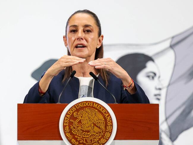 Que se abra el debate… responde Sheinbaum a ex consejeros por reforma electoral