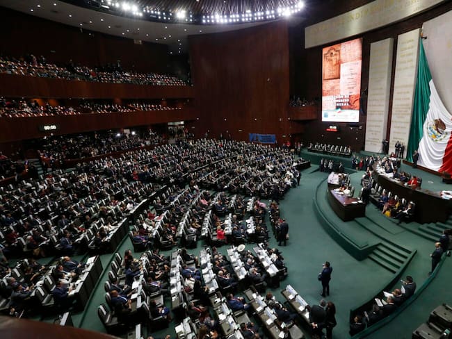 Mensajes del jefe fuera de horario podrían volverse ilegales: el Congreso impulsa la ley de desconexión digital en México