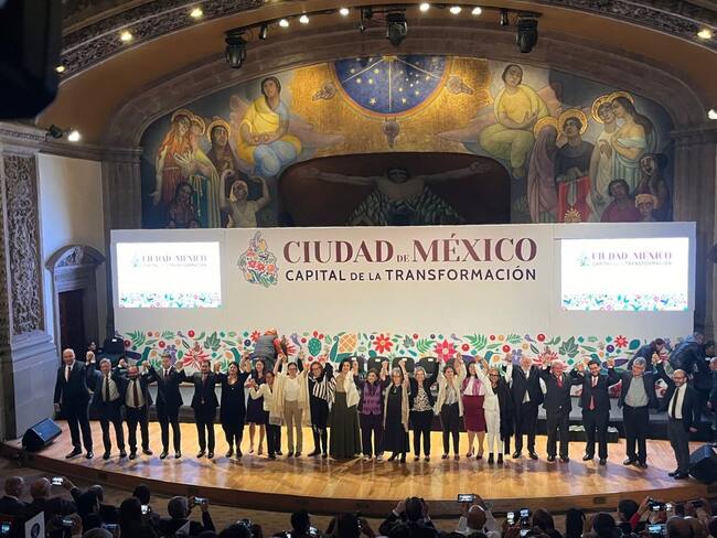 Clara Brugada presenta a integrantes de su gabinete