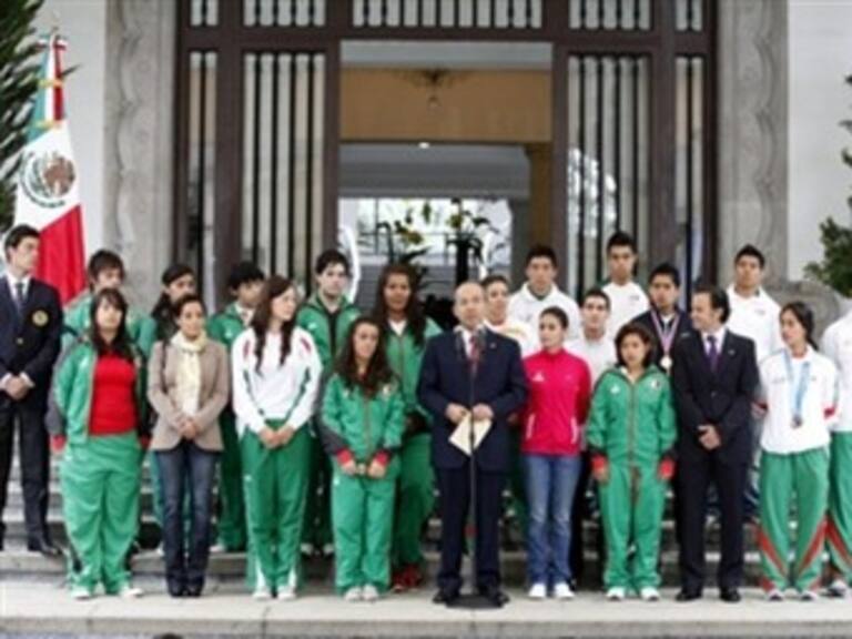 México, debe ser sede de Juegos Olímpicos: Calderón