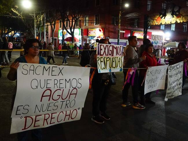 “Se atiende a todos”, defiende Martí Batres atención por protestas debido a falta de agua en CDMX