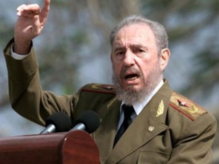 Reafirma Fidel Castro papel como analista de política exterior