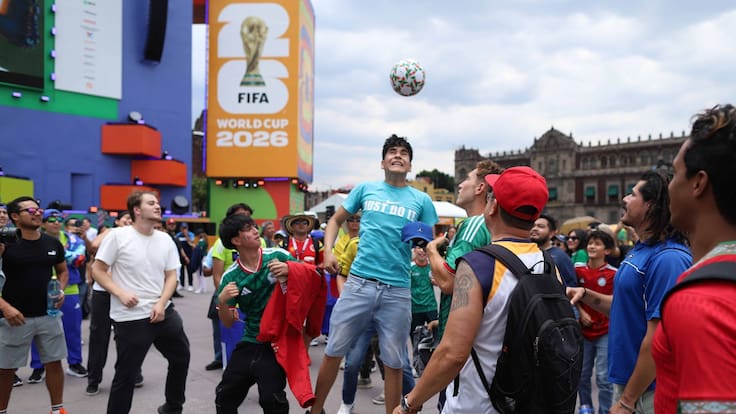 ¿Cuánto gasta un aficionado en el FIFA Fan Fest del Zócalo? Canaco CDMX reporta 576 mil asistentes